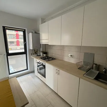 公寓 Apartment *