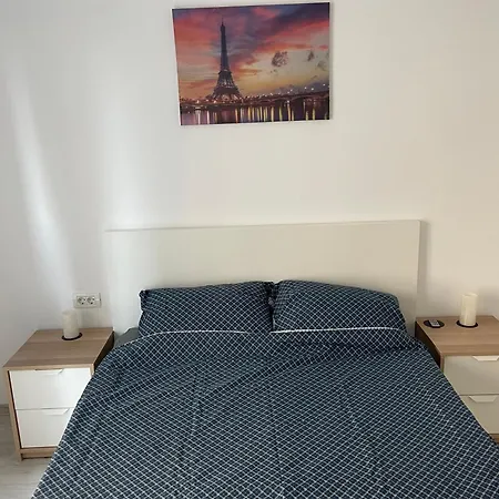 Apartment 公寓 *