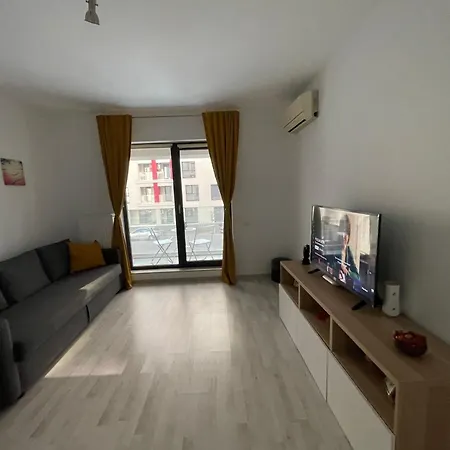 公寓 Apartment *